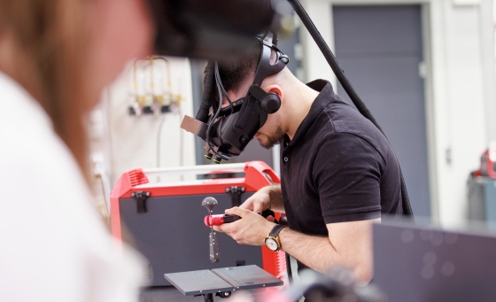 Saldatura senza errori grazie alla sequenza di saldatura con il WeldCube Navigator